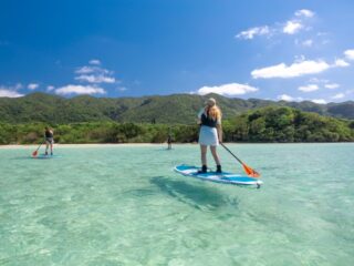 【石垣島/1日】ミシュラン三ツ星・川平湾SUP/カヌー&地元ガイド一押しフォトスポット巡り