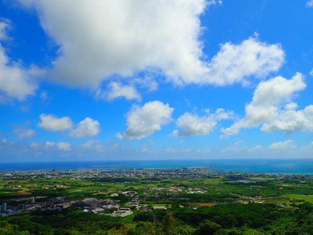石垣島のドライブのバンナ公園展望台からの眺め