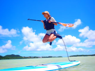 【1日】石垣島の人気スポットを制覇！川平湾×天然記念物マングローブSUP/カヌー