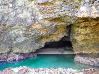 石垣島の青の洞窟カヌー・カヤック