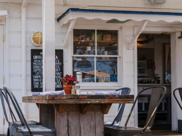 朝食　カフェ　レストラン　フリー画像