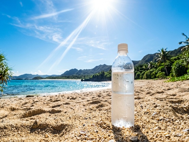 日差し　石垣島　ドリンク